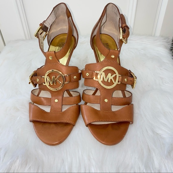 Michael Kors high heels - Picture 2 of 4